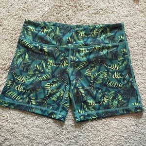 IAB Size 10 Short